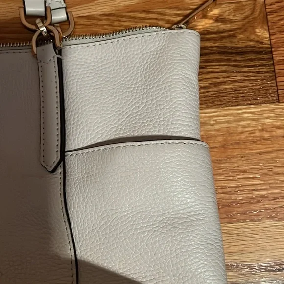 Michael Kors Leather Tote Bag - Picture 5 of 12